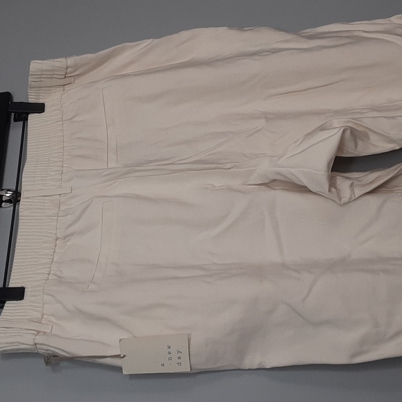 A New Day Cream Loose Fit High Waist Rolled Hem Pants - Picture 10 of 12